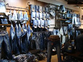 牛仔服装店铺起名办法及技巧大全